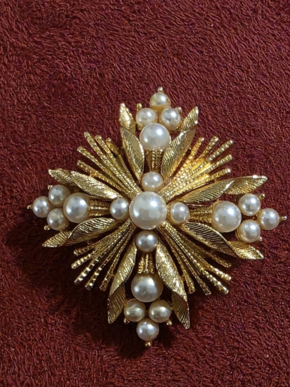 Vintage Signed LISNER Faux Pearl Maltese Cross Starburst Brooch Pin 1960s